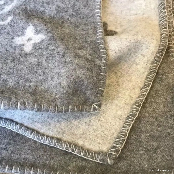 THROW LV GREY CUSTOM BLANKET 0713
